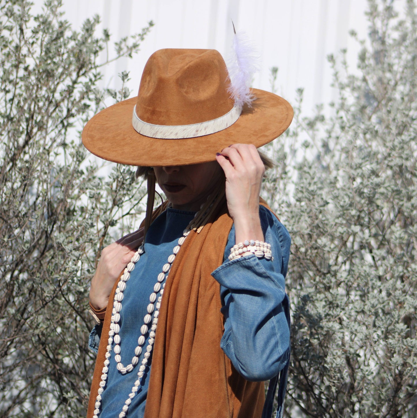White Turquoise Melon Beaded Stretch Bracelet 809h