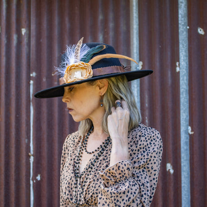 Genuine Freshwater Gray Pearl Earrings 225j