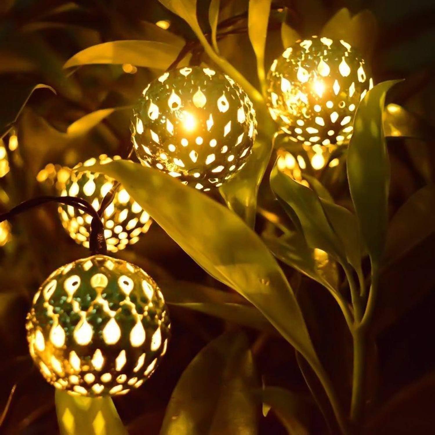 Moroccan Globe LED Fairy String Lights - Battery Powered - 10Ft 20 LEDs