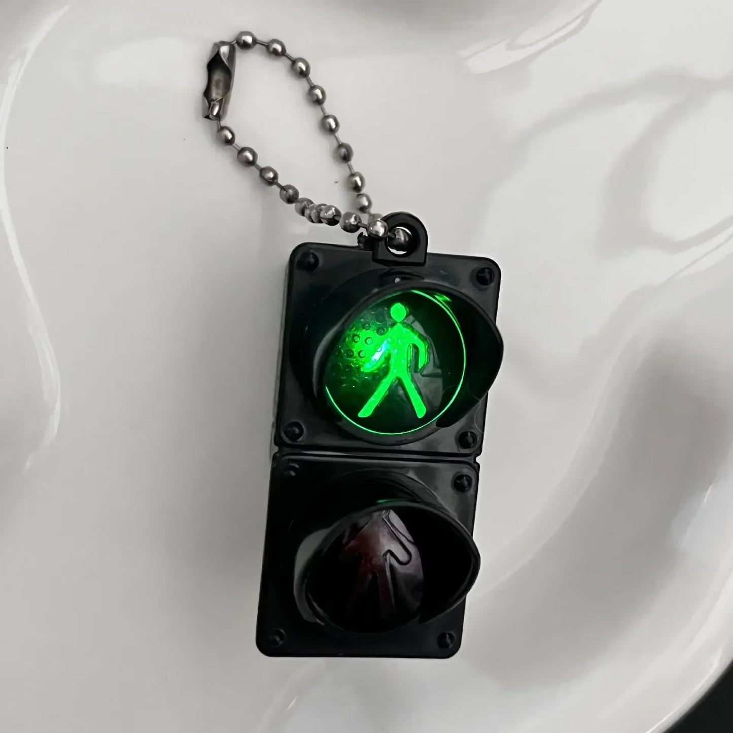 Simulation Electronic Traffic Light Keychain Pendant - Mini Pedestrian Light LED